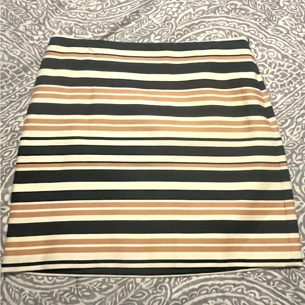 LOFT tan and black stripe skirt
